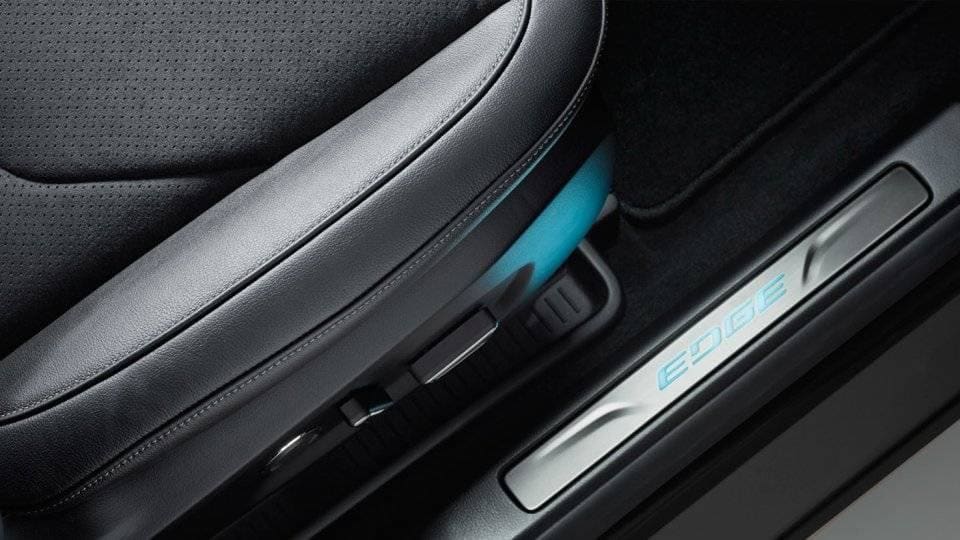 ford-accessories-boundary-ford-mood-lighting.jpg